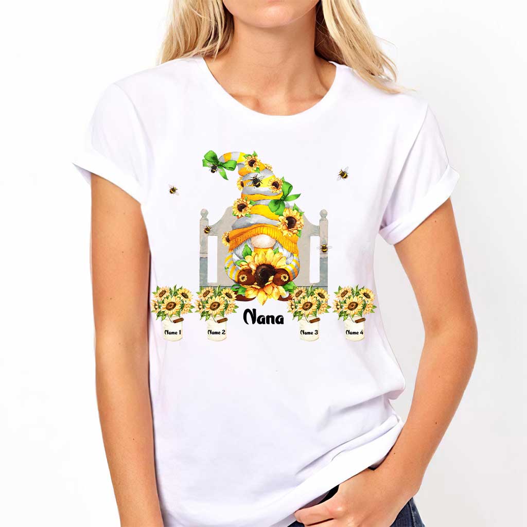 I Love Being Nana - Personalized Mother's Day Grandma T-shirt and Hoodie