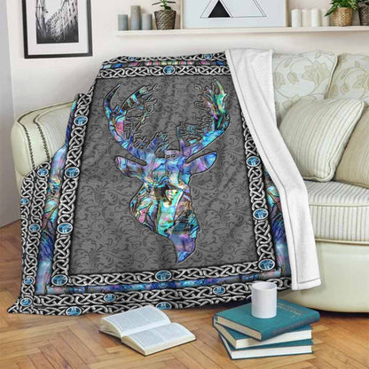 Love Hunting - Blanket With 3D Pattern Print