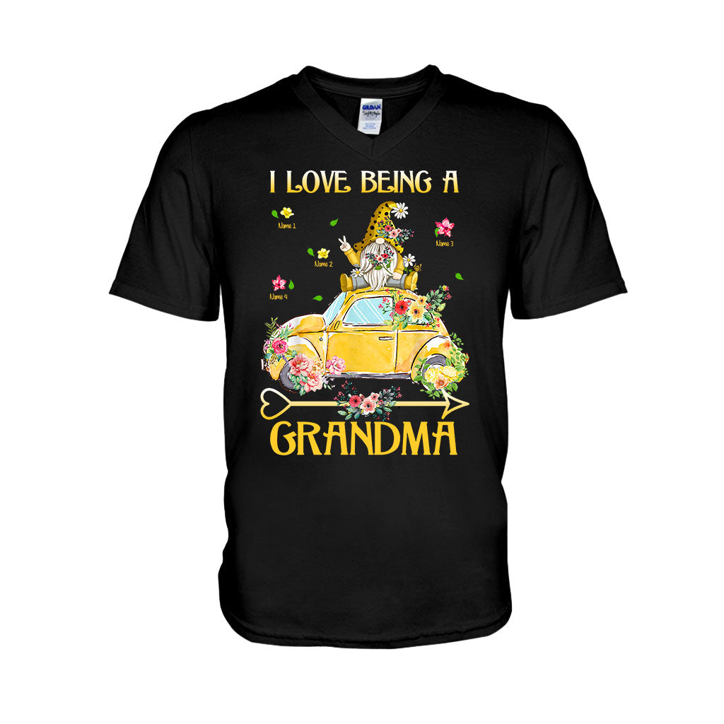 I Love Being A Grandma - Personalized T-shirt and Hoodie