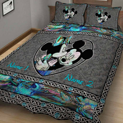 So Many In The Mystery - Personalized Mouse Quilt Set
